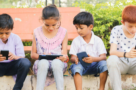 Screen Time vs Outdoor Play: Reclaiming Childhood in a Digital Age
