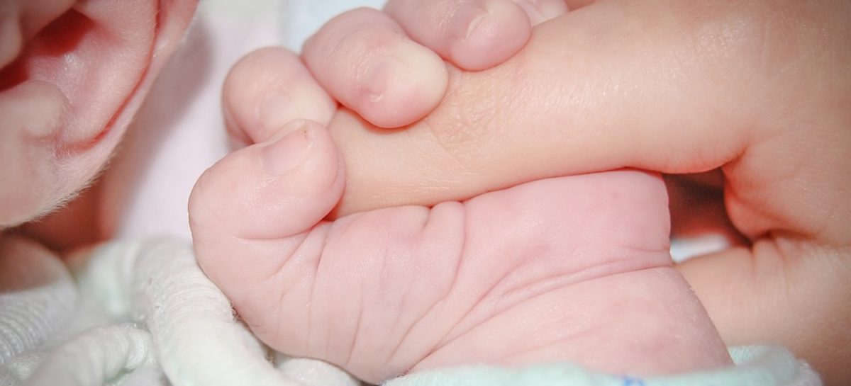 Key health risks for new born babies that mothers should watch out for