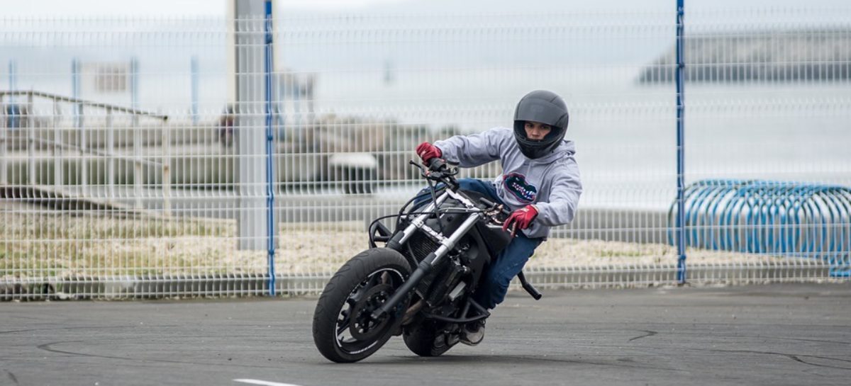 Wrong posture while riding two-wheelers damaging the spine in youngsters