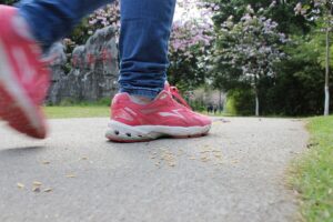 5 Tips for Healthy Feet