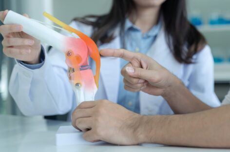 Knee Pain: Causes, New-Age Treatments, and Prevention Tips