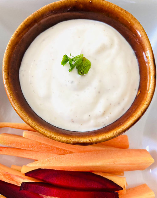garlic-yogurt-dip