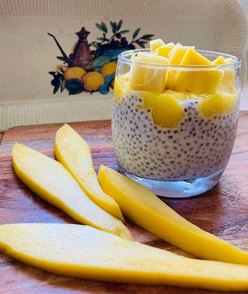 fresh-mango-coconut-chia-seed-pudding