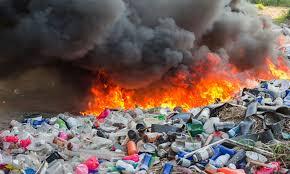 Burning-of-garbage-waste-2