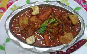 kolhapuri curry Healthy kolhapuri mixed vegetable curry recipe